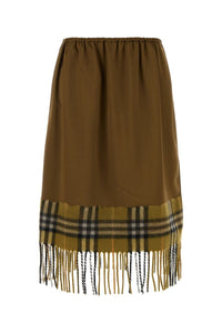 burberry-skirts-1765534730010342337-0