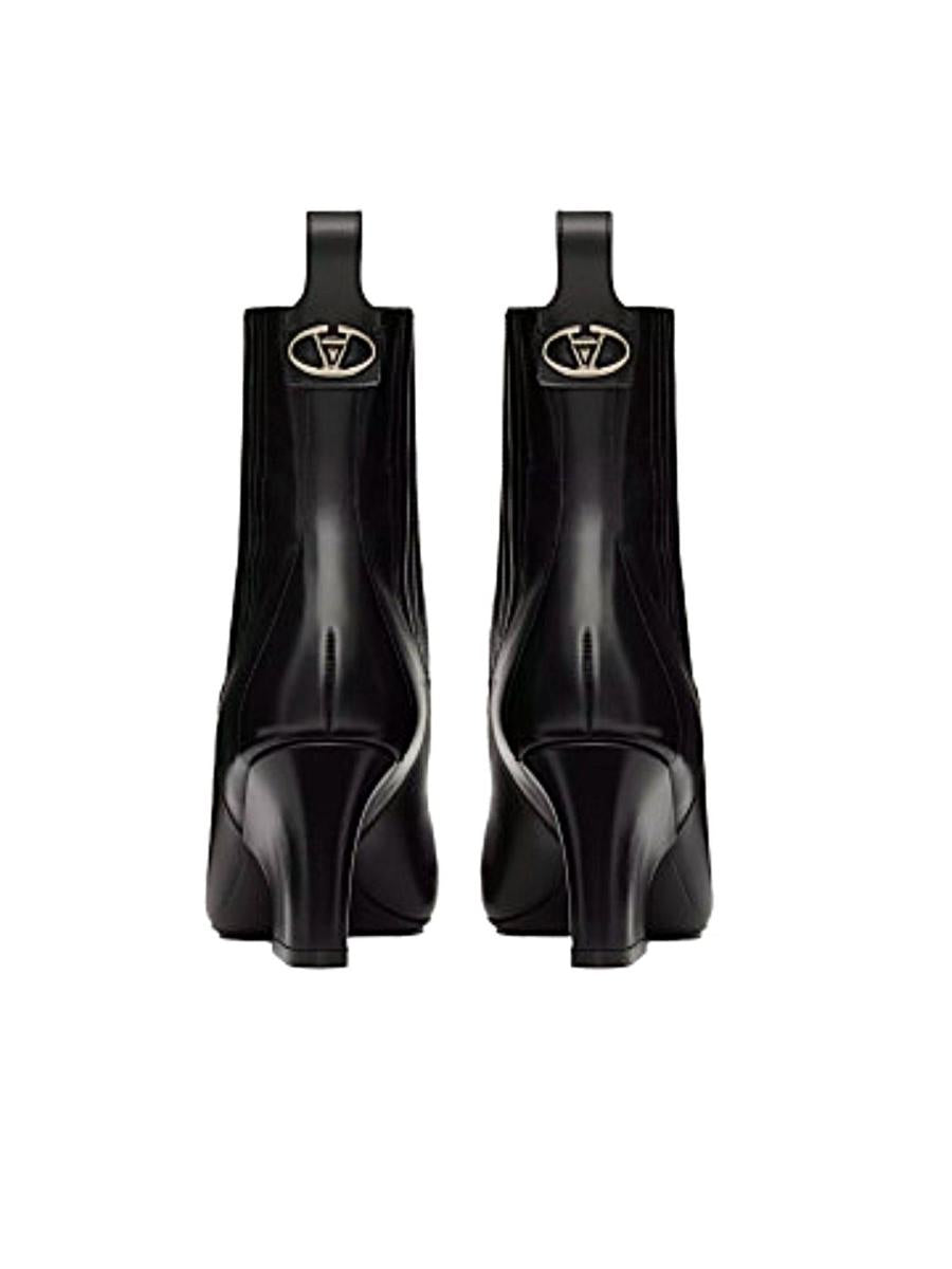 VALENTINO GARAVANI Shoes