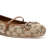 Gucci Flat Shoes