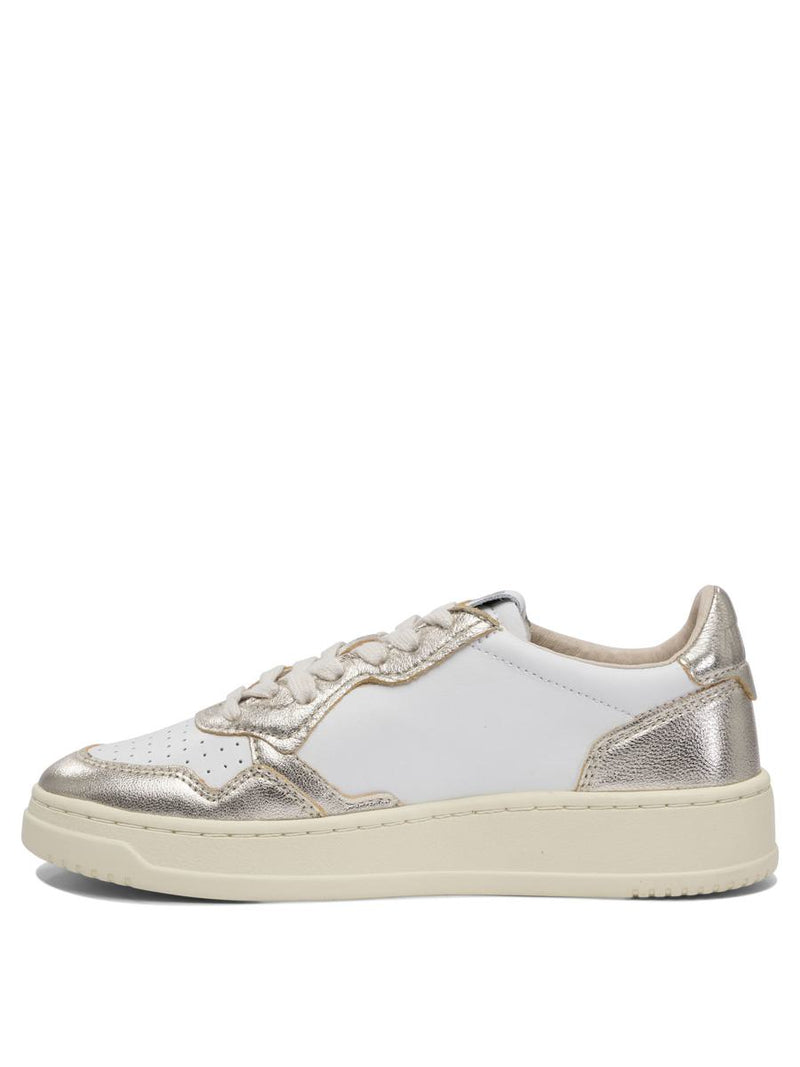 Autry "Medalist Low" Sneakers
