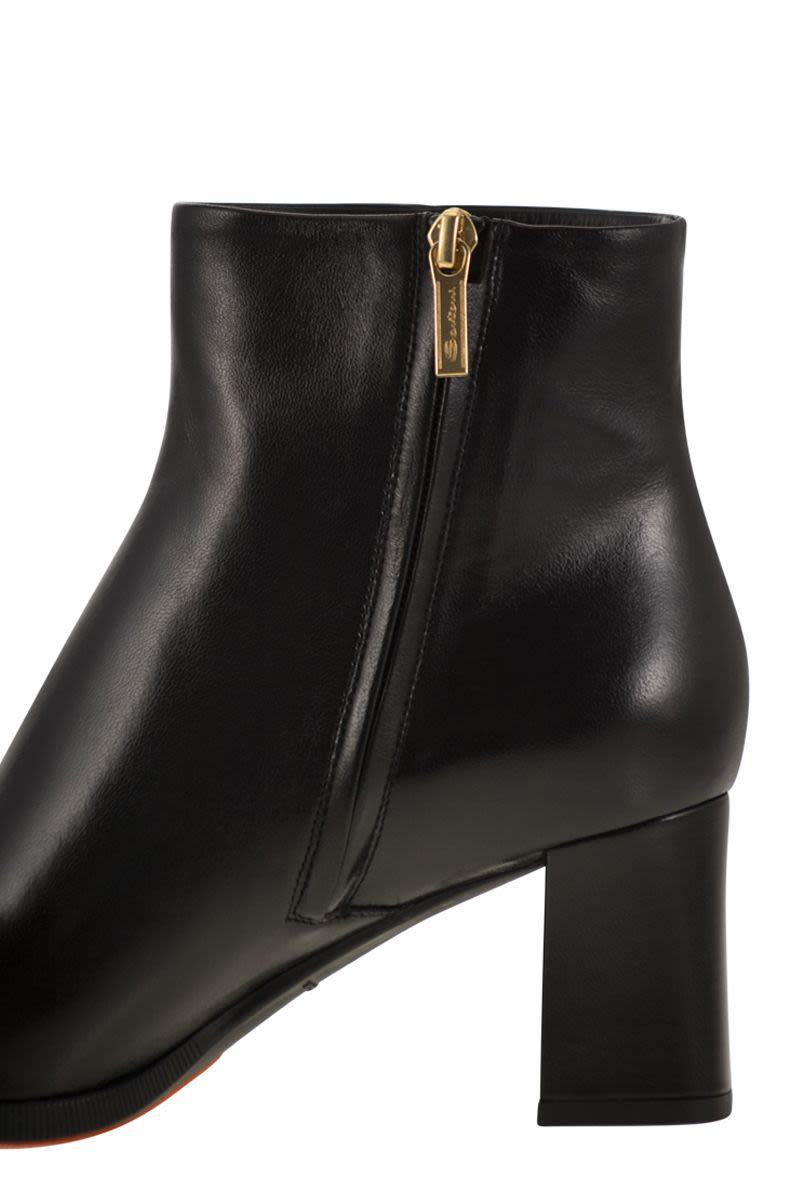 Santoni Medium Heel Leather Ankle Boot