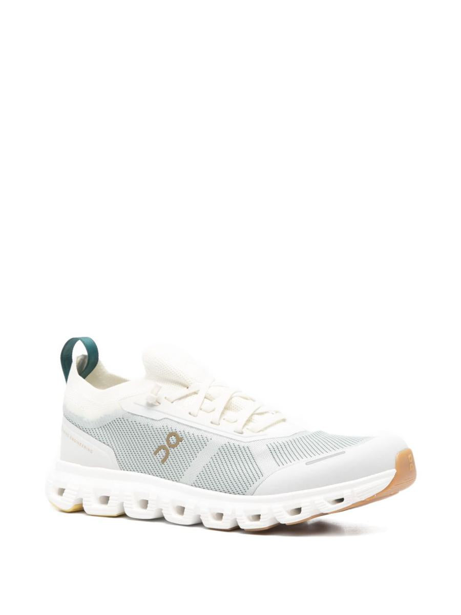 On Running Cloud 6 Versa Sneakers