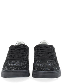 Autry "Medalist Low" Sneaker