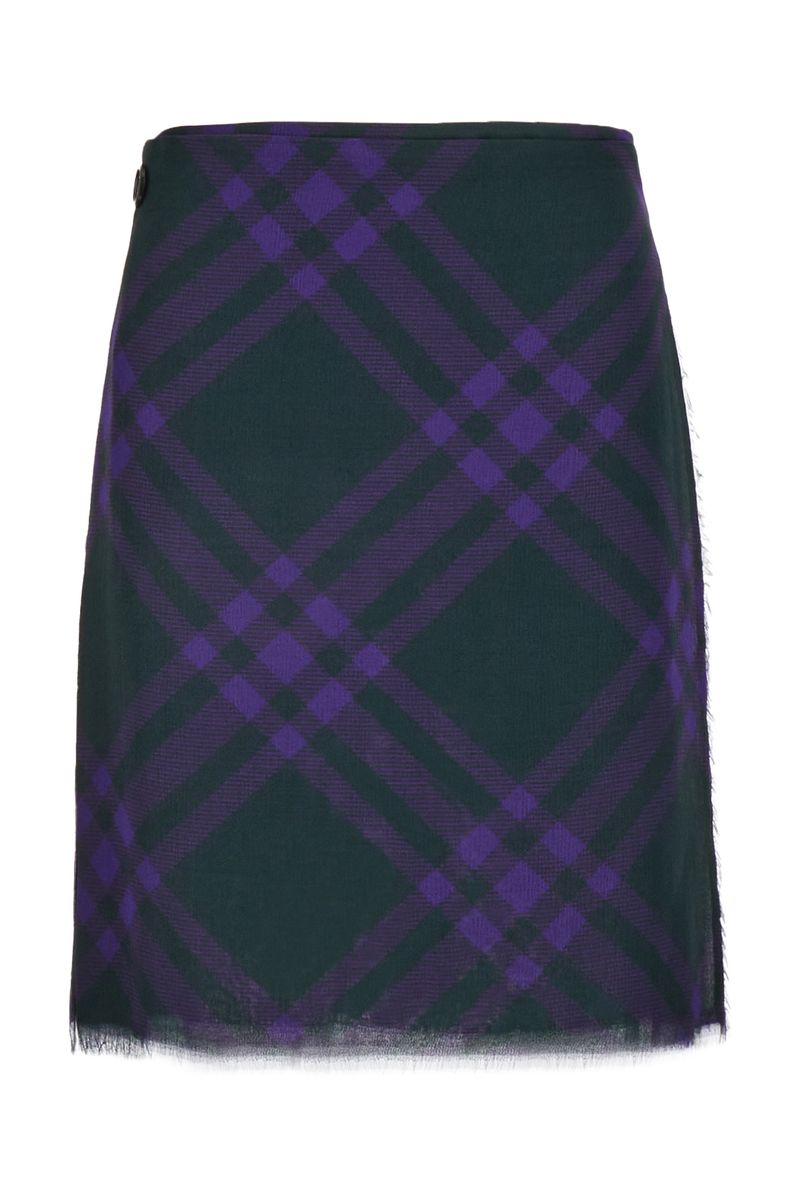 burberry-skirts-1765560212010001670-0