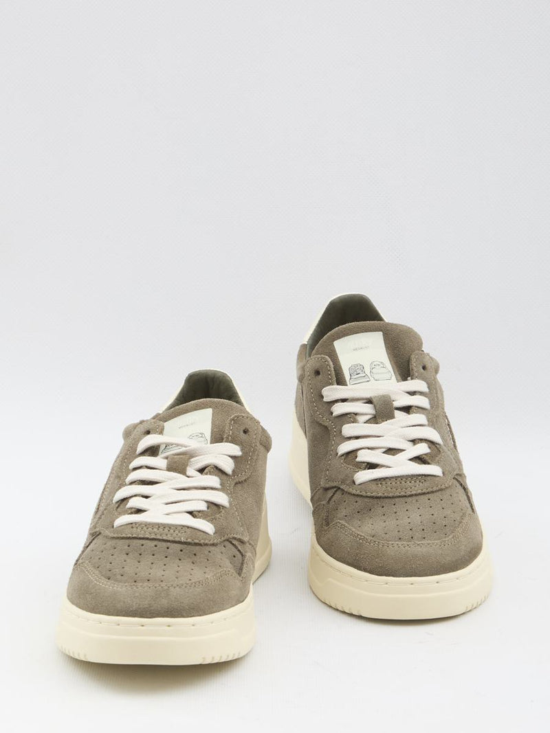 Medalist Low Sneakers