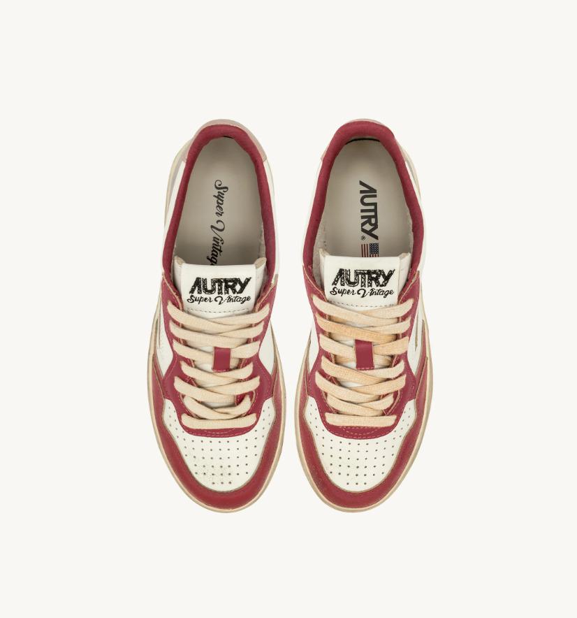 Autry "Medalist Low Super Vintage" Sneakers