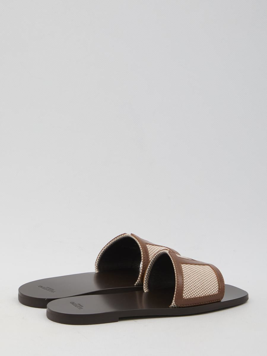 Superstar Slide Sandals