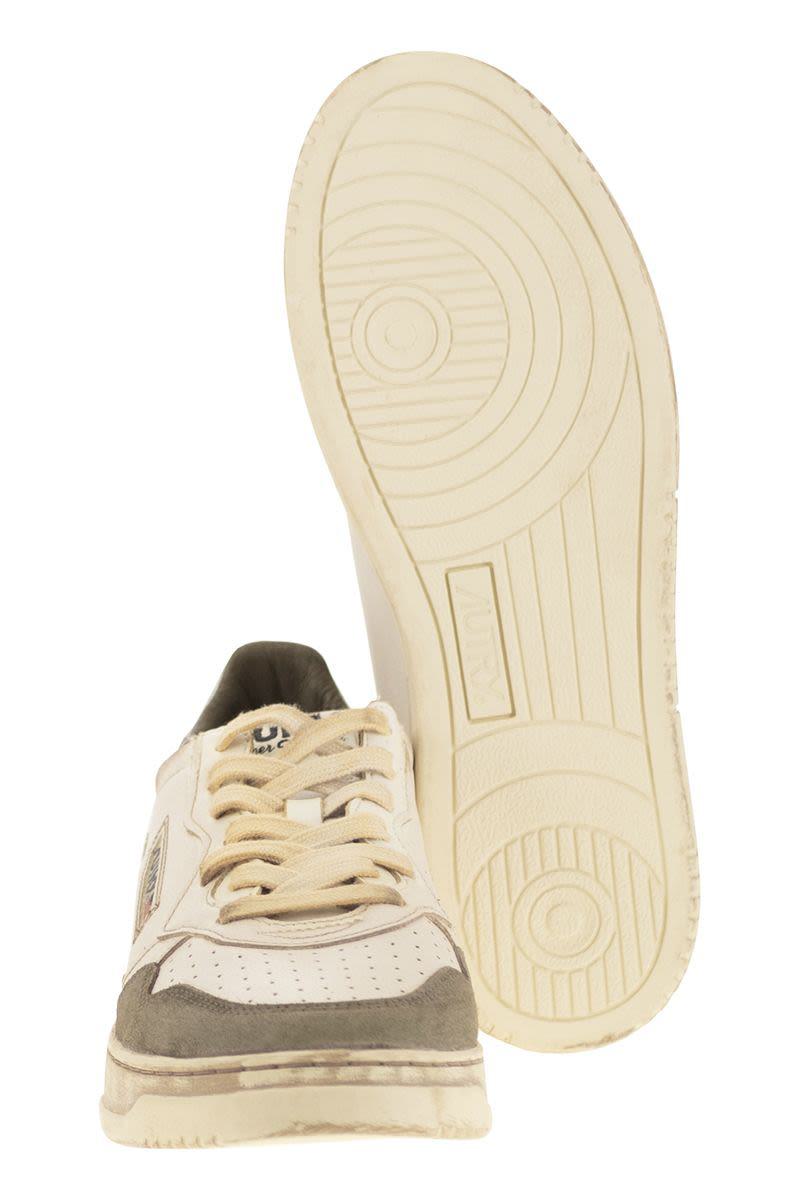Autry Super Vintage - Leather Sneakers
