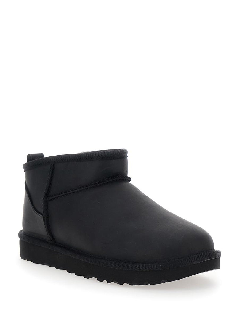 'Classic Ultra Mini' Black Ankle Boots With Shearling Lining In Leather Woman