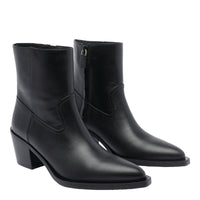 Stuart Weitzman Boots