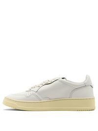Autry "Medalist Low" Sneakers