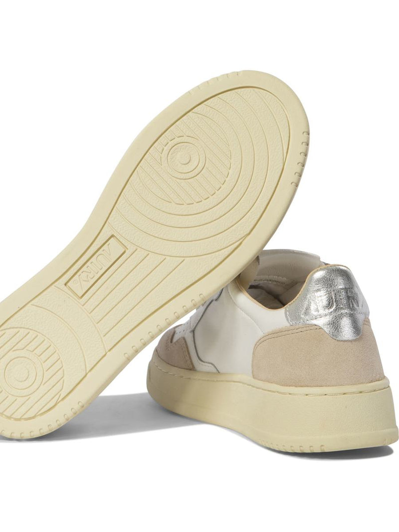 Autry "Medalist Low" Sneakers