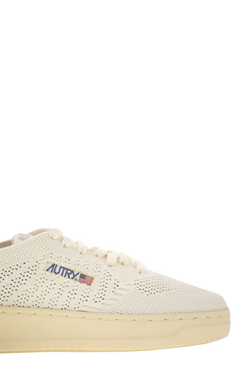 Autry Easeknit - Perforated Fabric Trainers