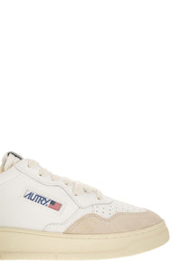 Autry Medalist Low - Leather And Suede Sneakers