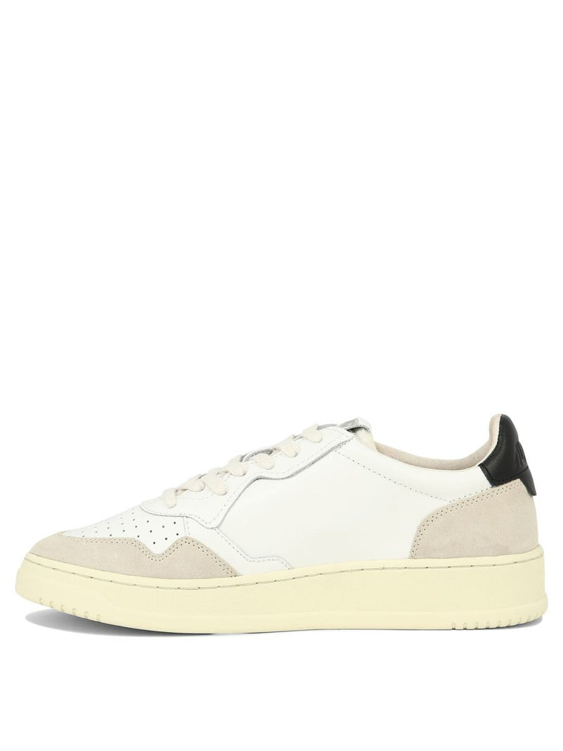 Autry "Medalist Low" Sneakers