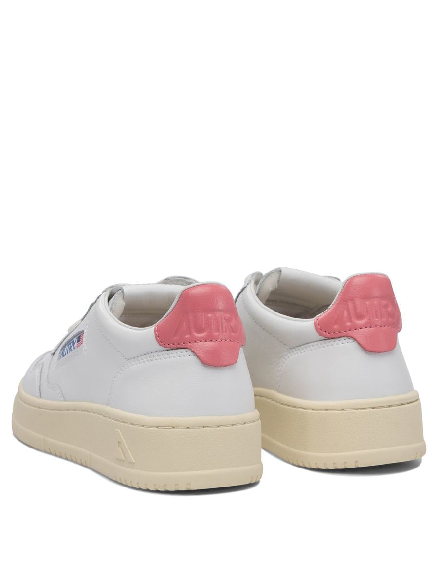 Autry "Medalist Low" Sneakers