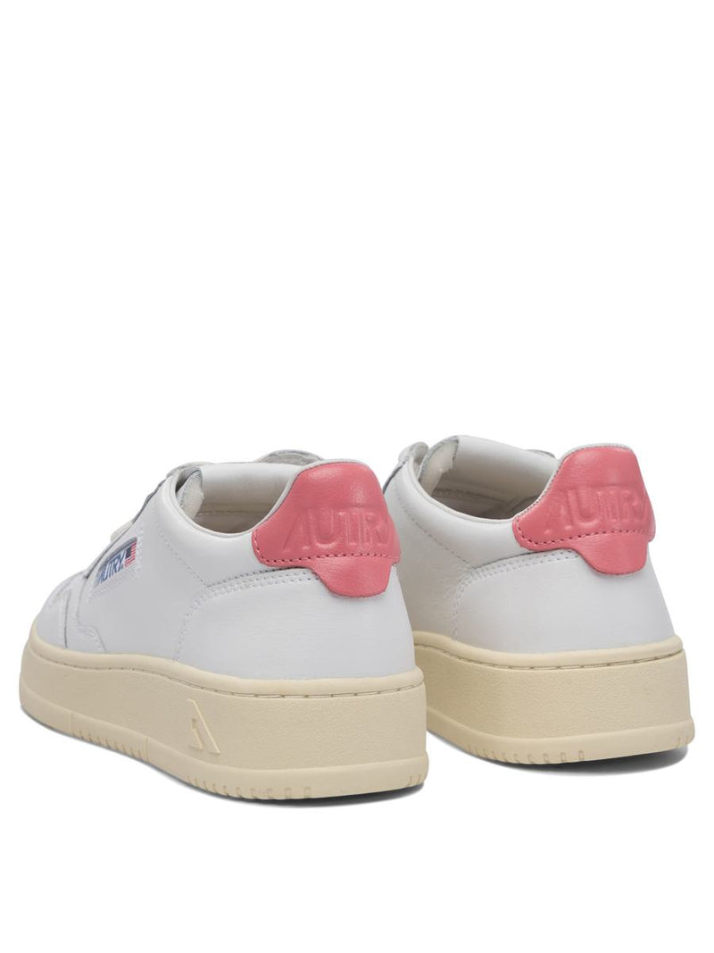 Autry "Medalist Low" Sneakers