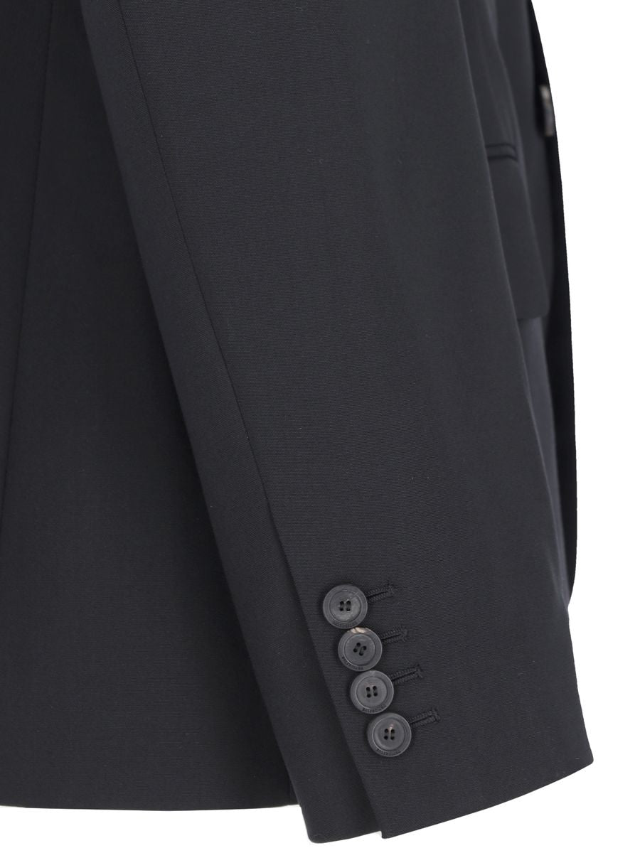 balenciaga-jackets-1765534414008775187-2