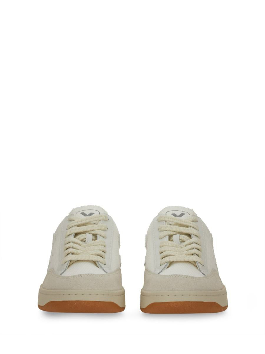 Veja Sneaker "V-12" Unisex