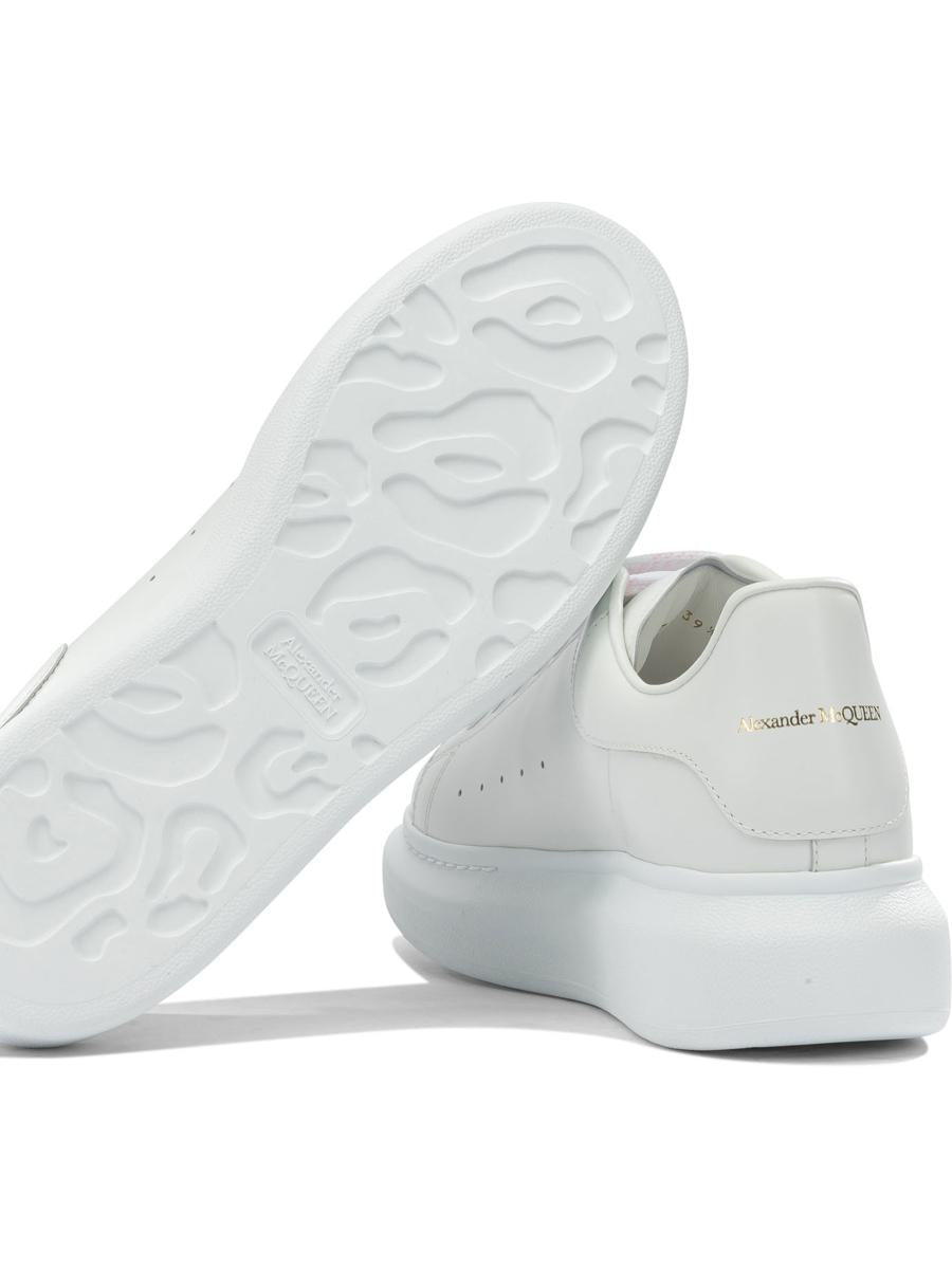 Alexander McQueen Sneakers & Slip-On