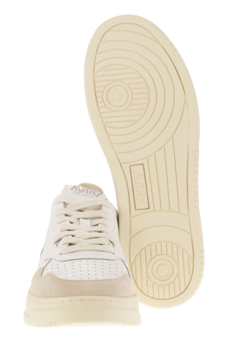 Autry Medalist Low - Leather And Suede Sneakers