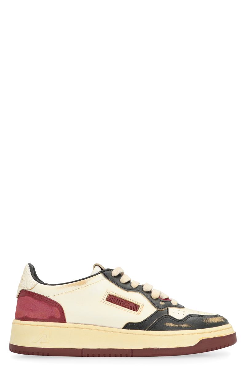 Autry Medalist Low-Top Sneakers