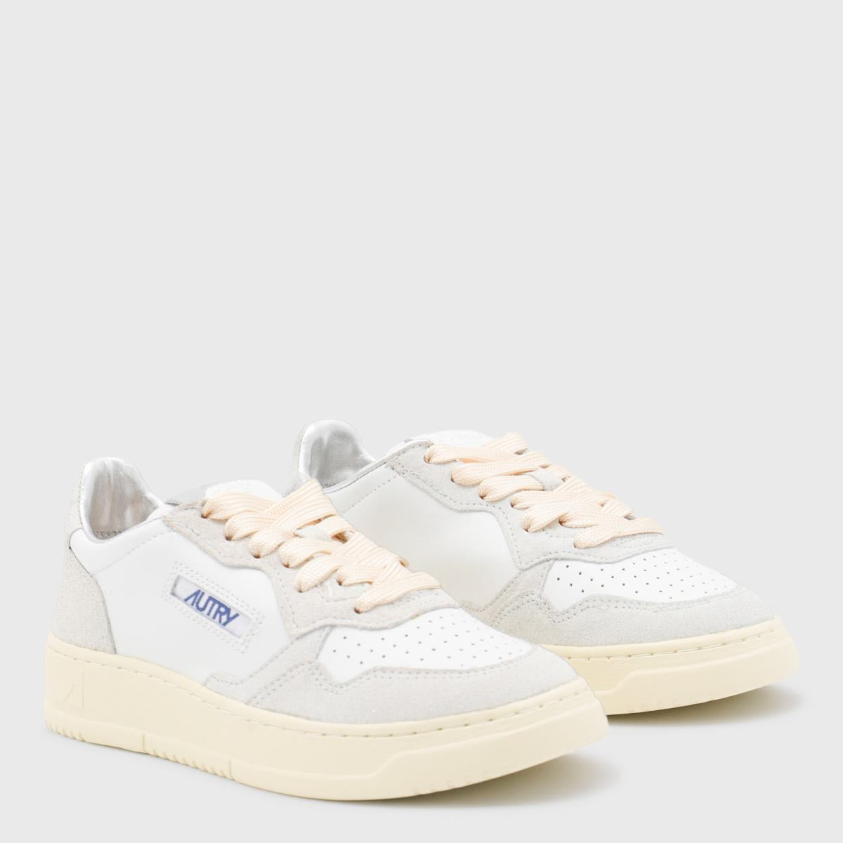 Autry White And Light Grey Leather Medalist Low Sneakers
