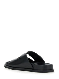 'Turnlock' Black Sandals With Double Strap And Logo Plaque In Leather Woman