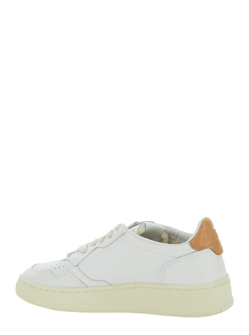'Medalist' White Low Top Sneakers With Logo Patch On Tongue And Side In Leather Woman