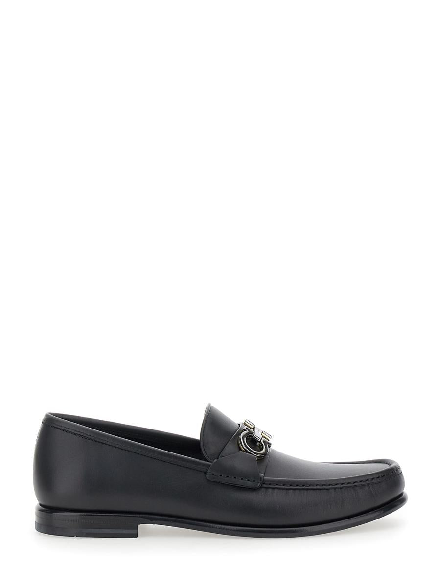 'Avril' Black Loafers With Gancini Plaque On The Front In Leather Man