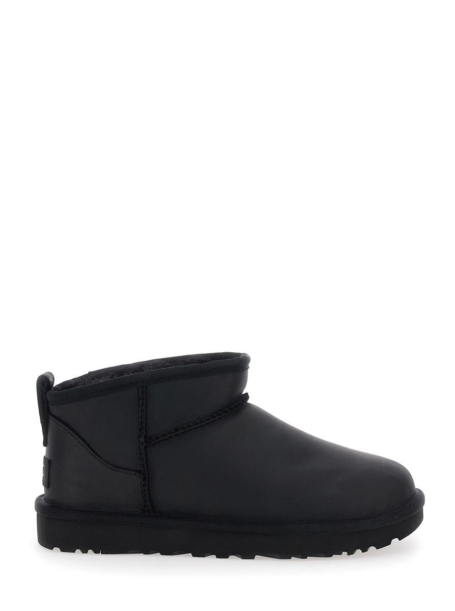 'Classic Ultra Mini' Black Ankle Boots With Shearling Lining In Leather Woman