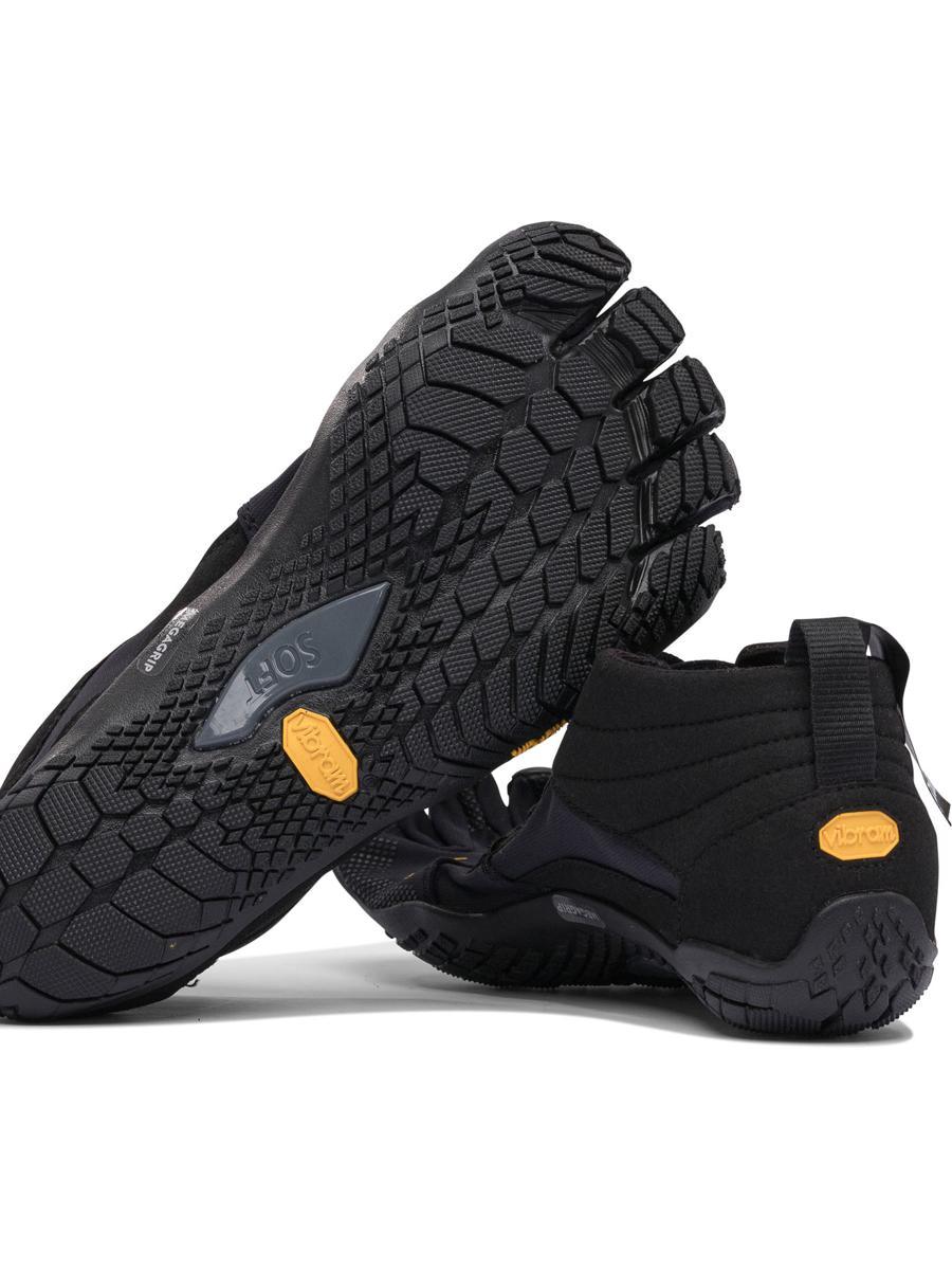 Vibram "V-Trek Insulated" Sneakers