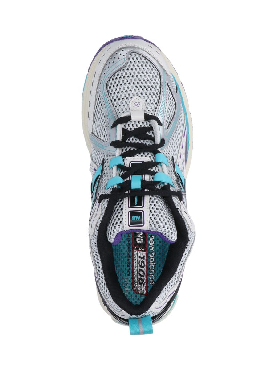 New Balance Sneakers