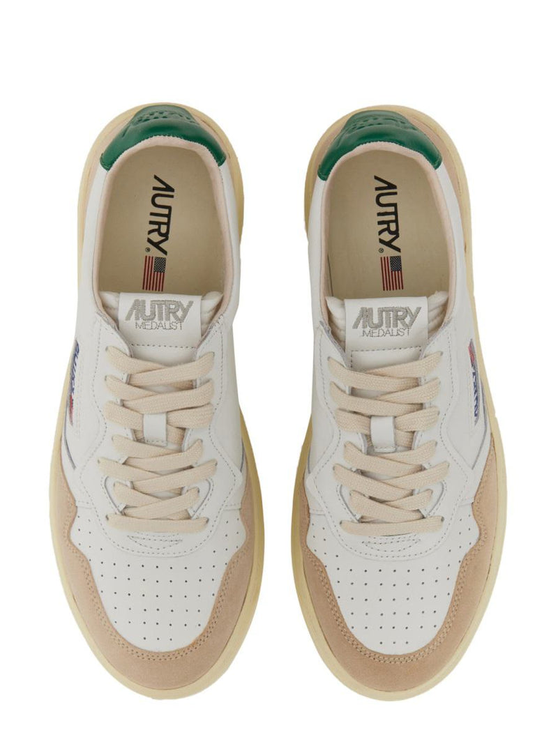Autry "Medalist Low" Sneaker