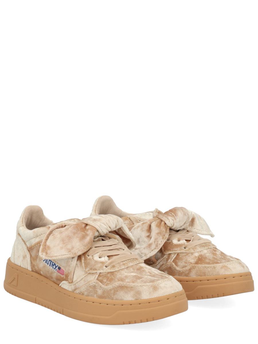 Autry "Medalist Low" Sneaker