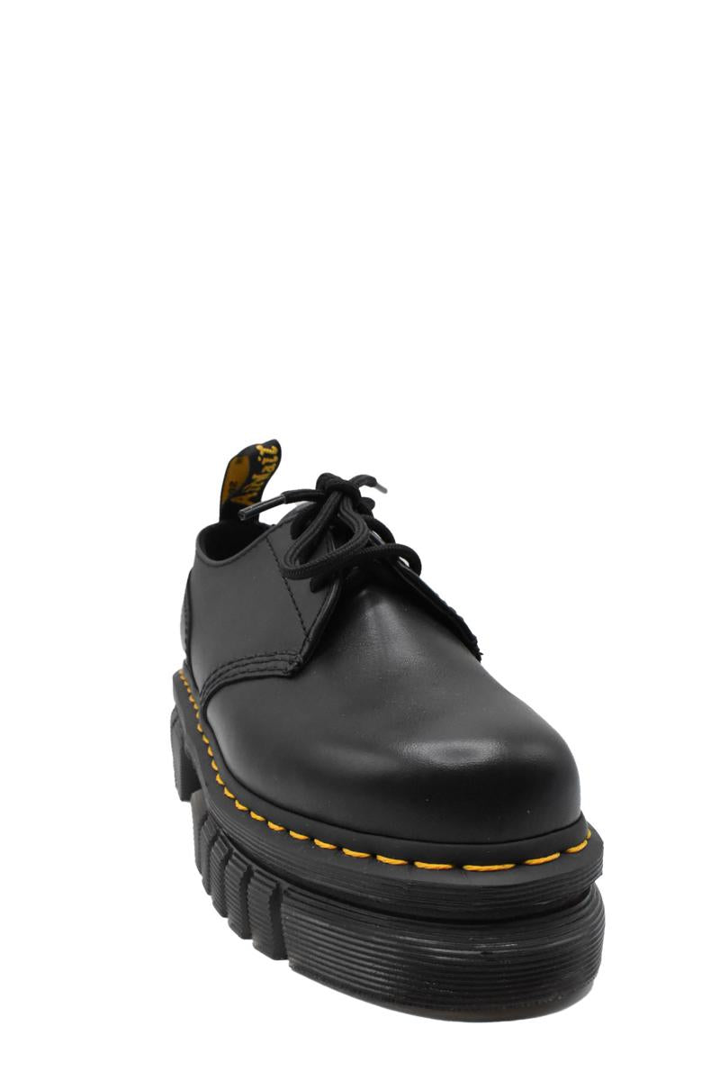 Dr. Martens Derby