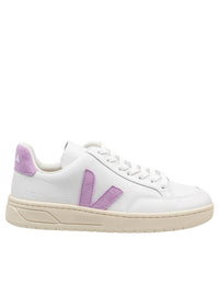 Veja Leather Sneaker