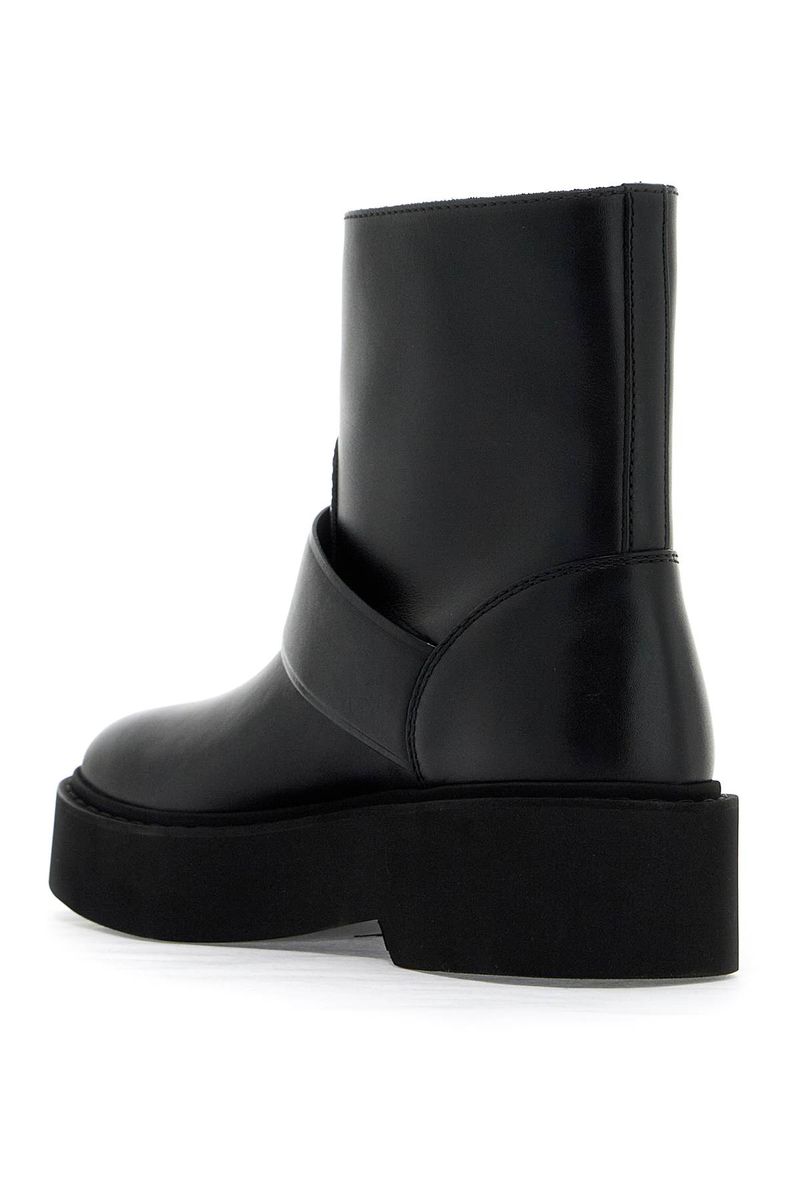 roger-vivier-boots-1765069678007599368-2