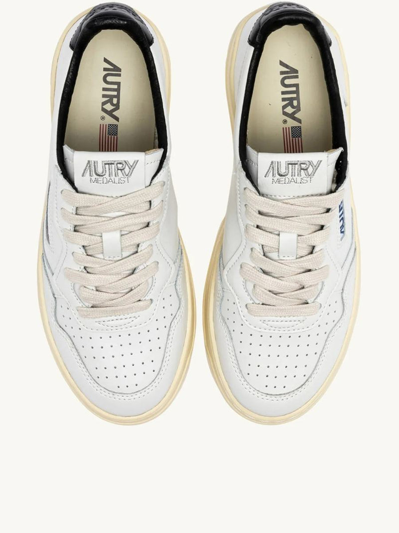 Autry Medalist Low Shoes