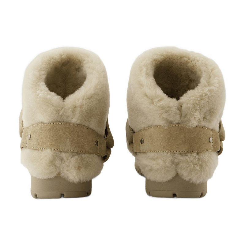 Burberry Snug Boots