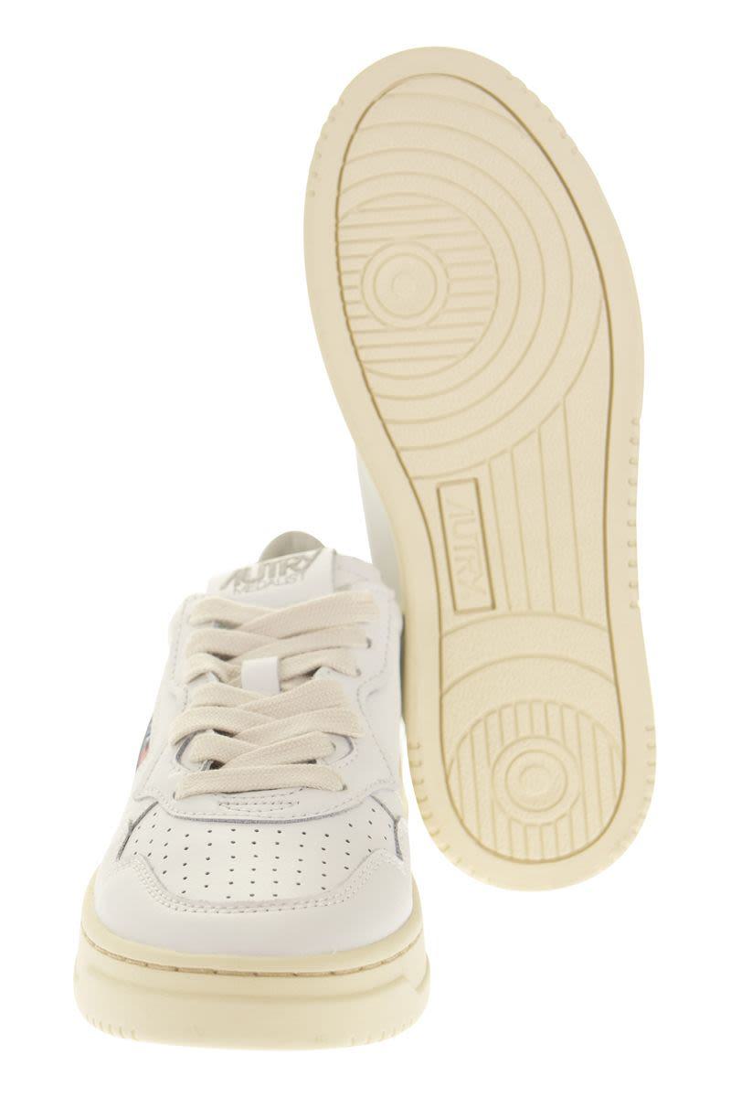 Autry Medalist Low - Leather Sneakers