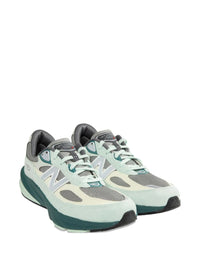 New Balance 990 Shoes