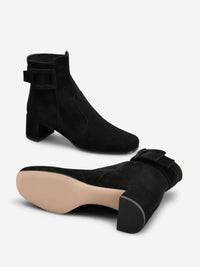Roger Vivier Very Vivier Booties
