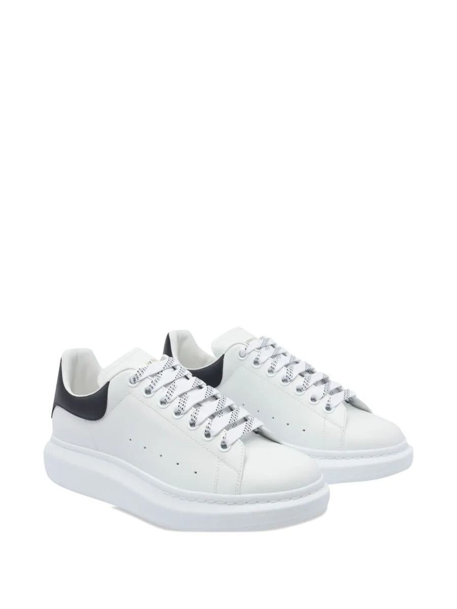 Alexander McQueen Oversized Sneakers In White/Black Shoes