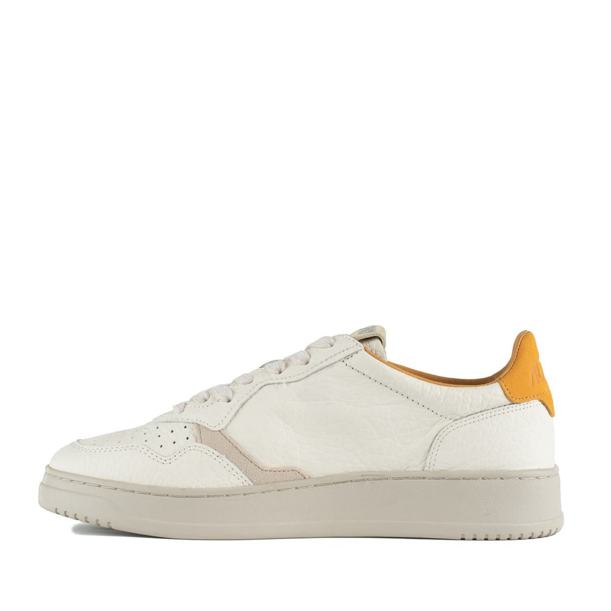 Autry Medalist Low Apricot And Sand Leather Sneakers