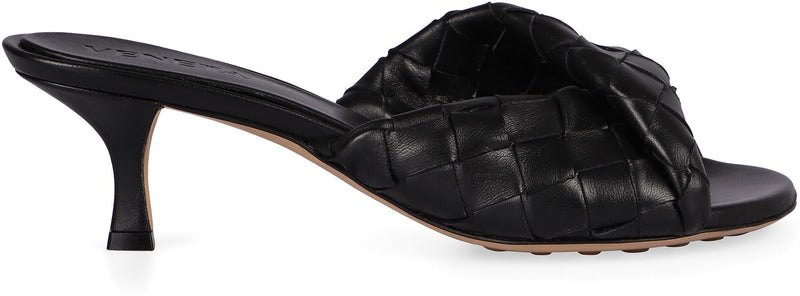 bottega-veneta-mules-1765531996008477450-3