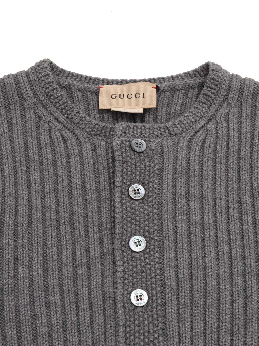 gucci-kids-girocoll-1764882808009041273-2