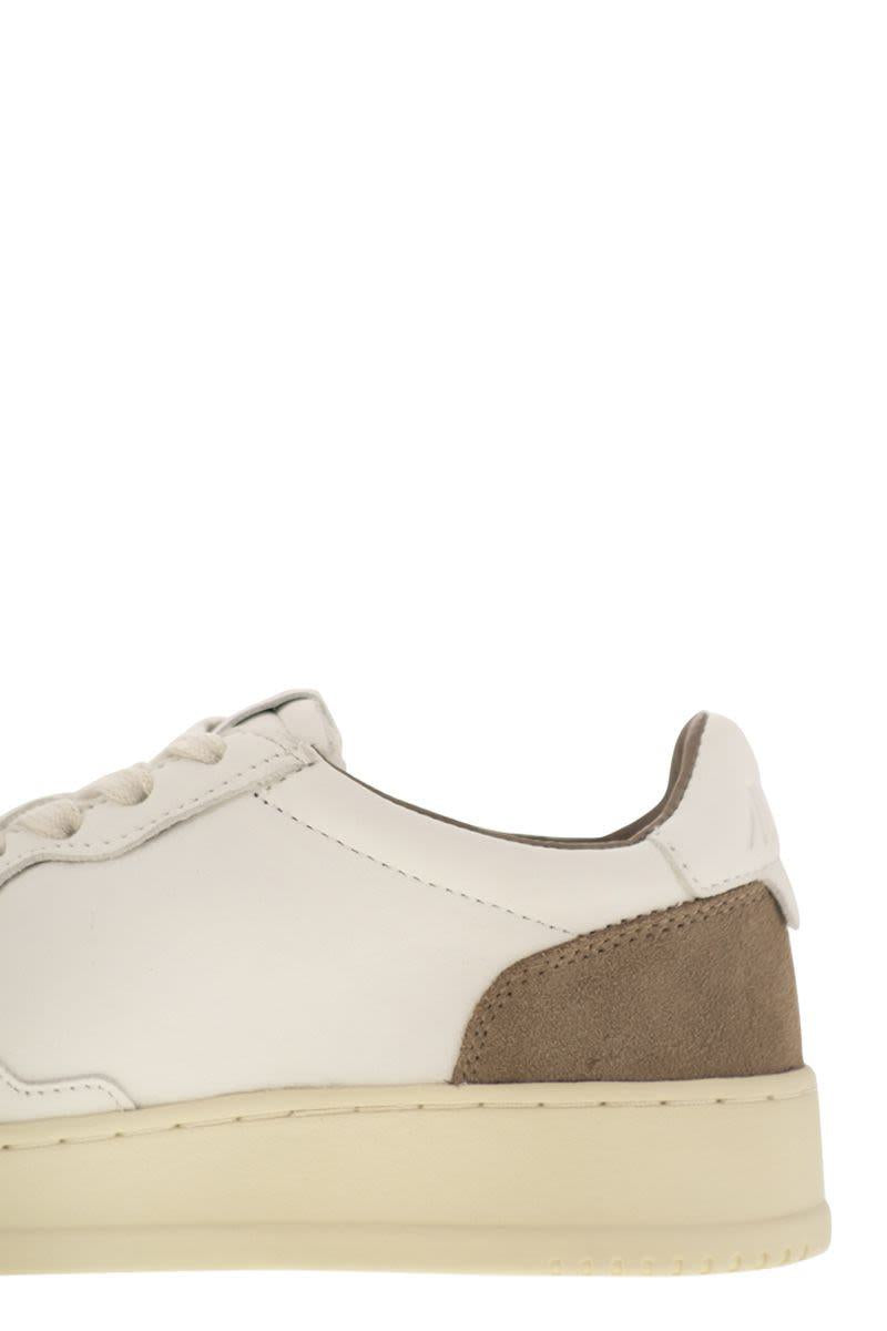 Autry Medalist Low - Leather And Suede Sneakers