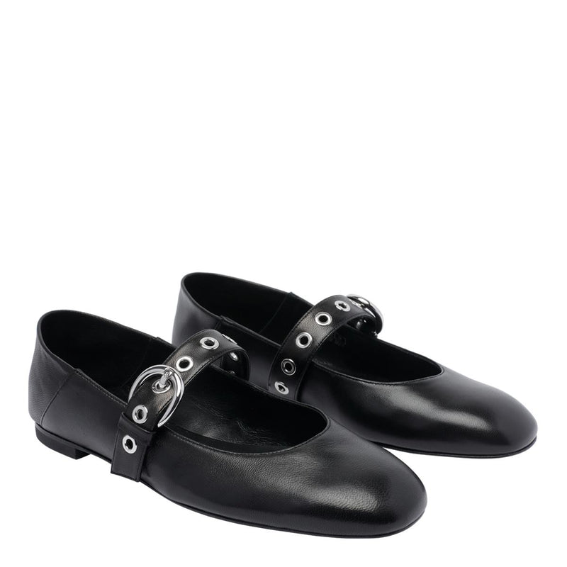 Stuart Weitzman Flat Shoes