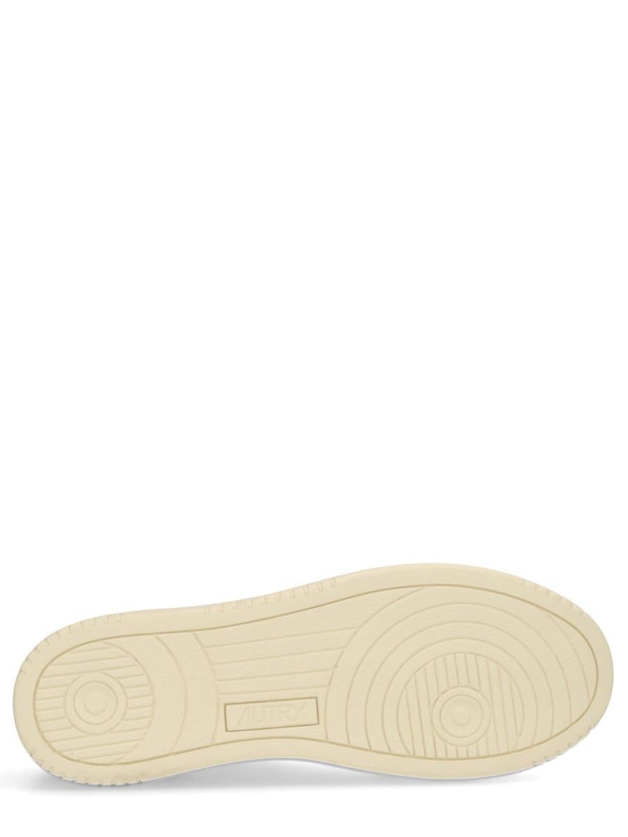 Autry "Medalist Low" Sneaker